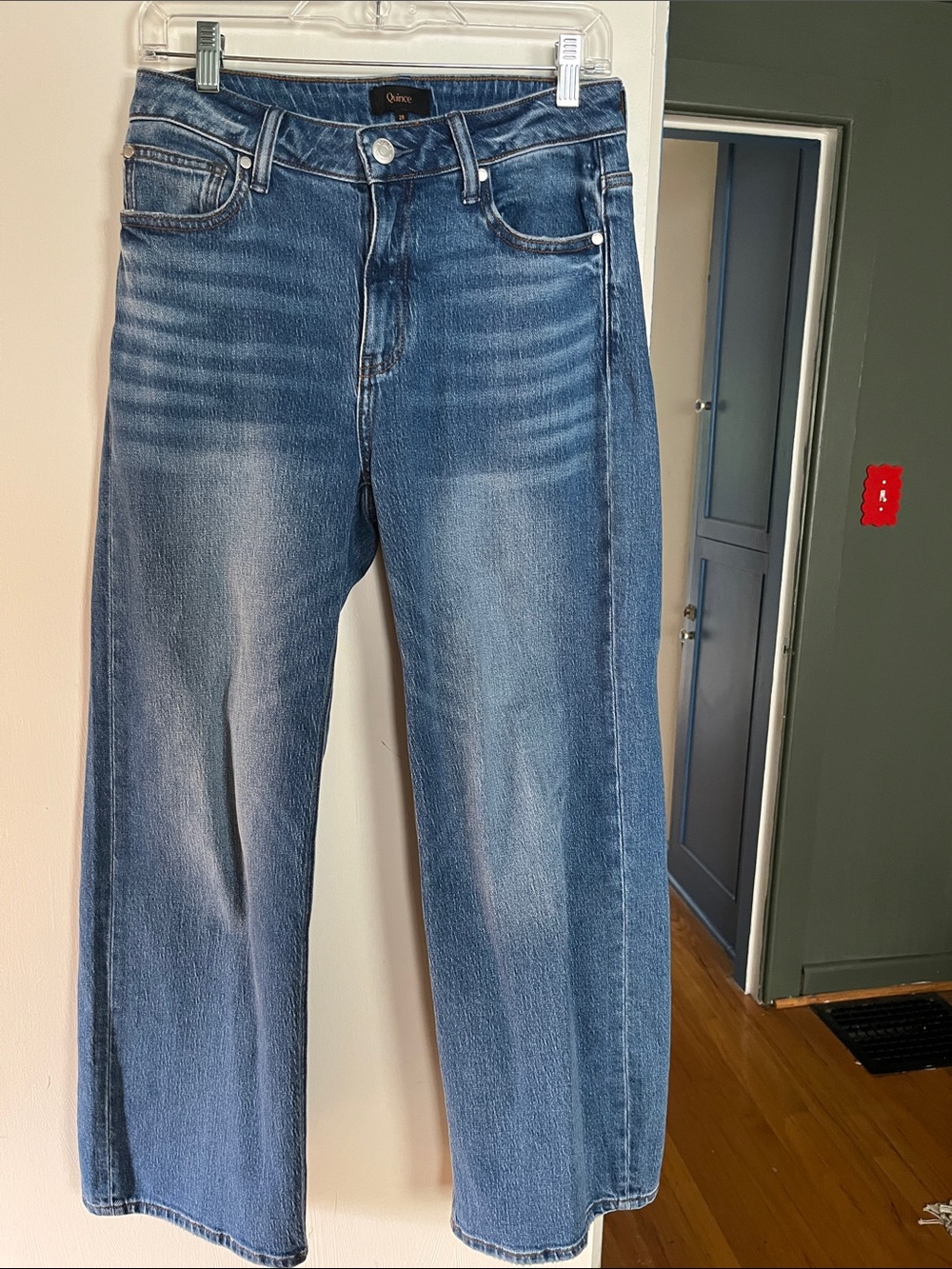Quince Bella Stretch Straight jeans sz 28